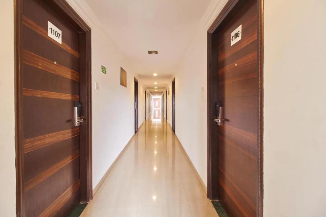 Hotel Shirdi Sai Wada Экстерьер фото