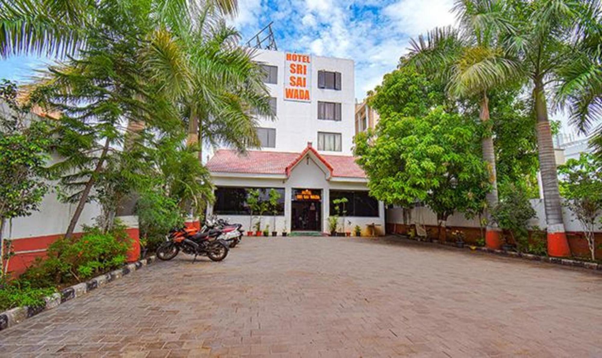 Hotel Shirdi Sai Wada Экстерьер фото